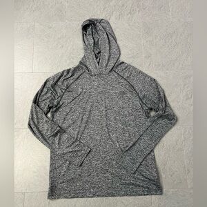 EUC The North Face Lightweight Hooded Pullover Long Sleeve Shirt in Gray